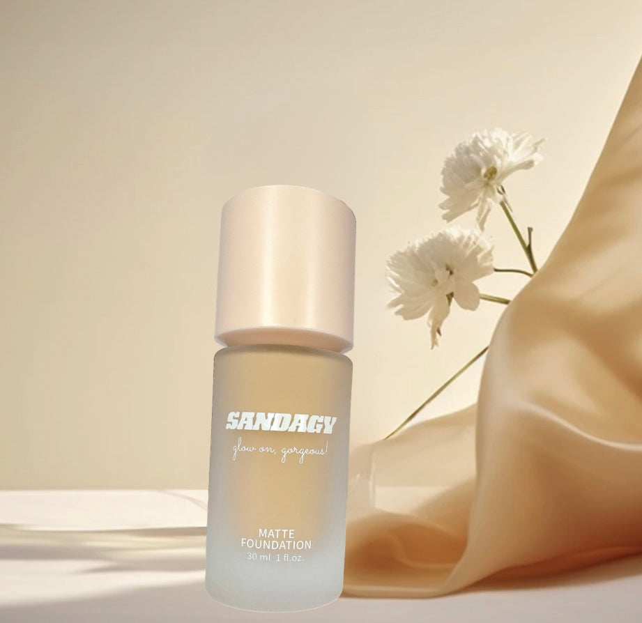 Sandagy matte foundation